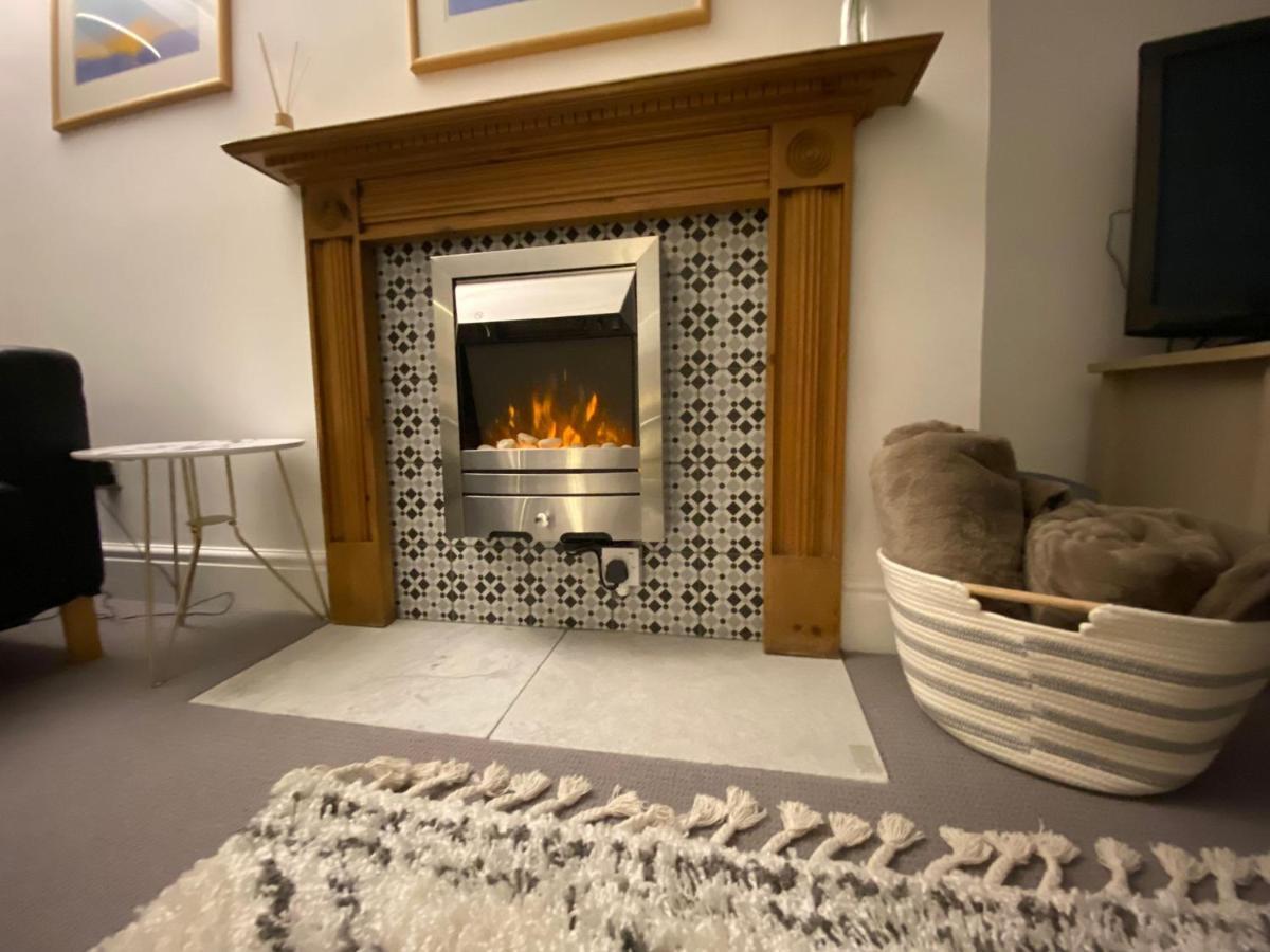 Grosvenor Pad - Lovely 2-Bed Flat - Free On Street Parking 巴斯 外观 照片