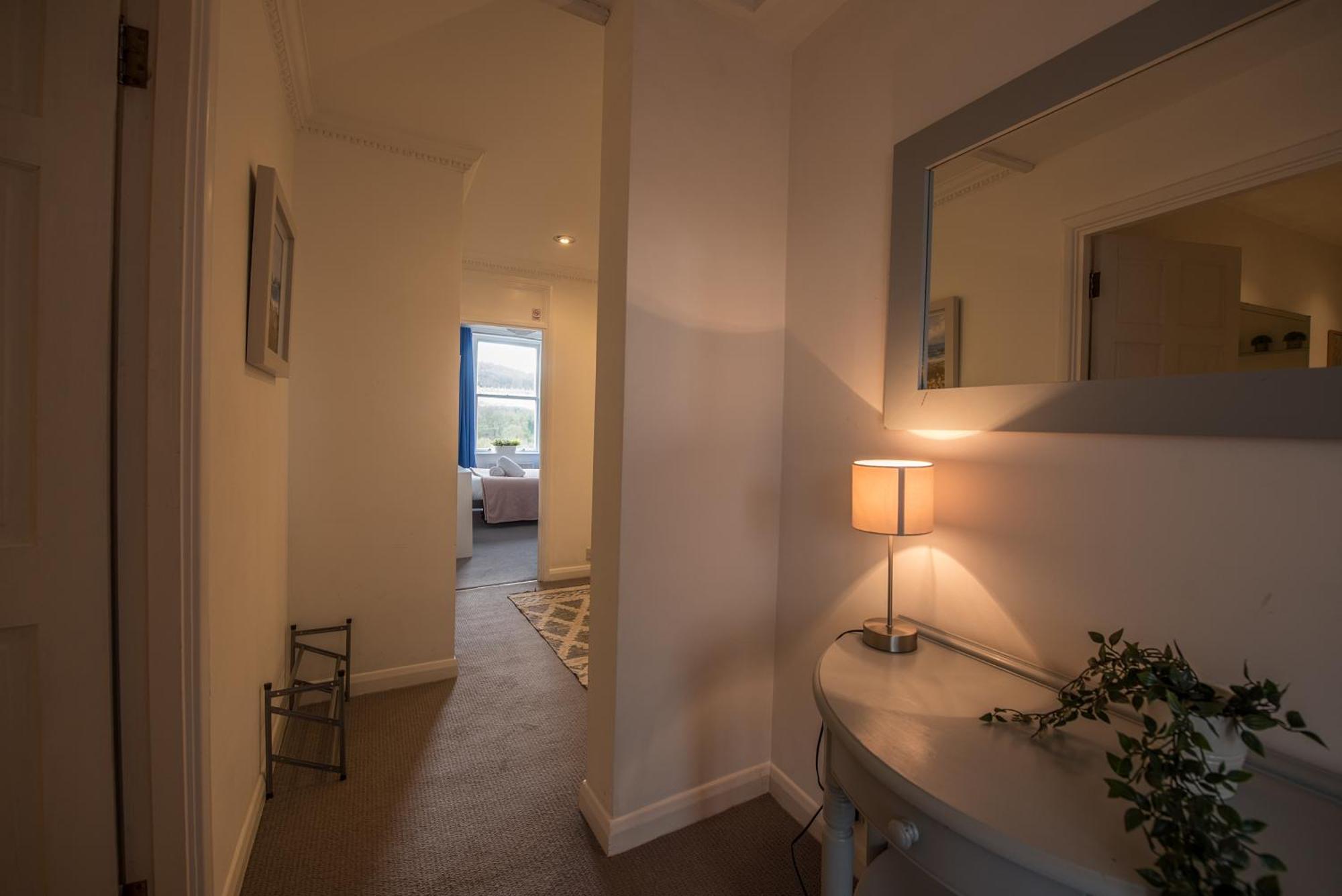 Grosvenor Pad - Lovely 2-Bed Flat - Free On Street Parking 巴斯 外观 照片