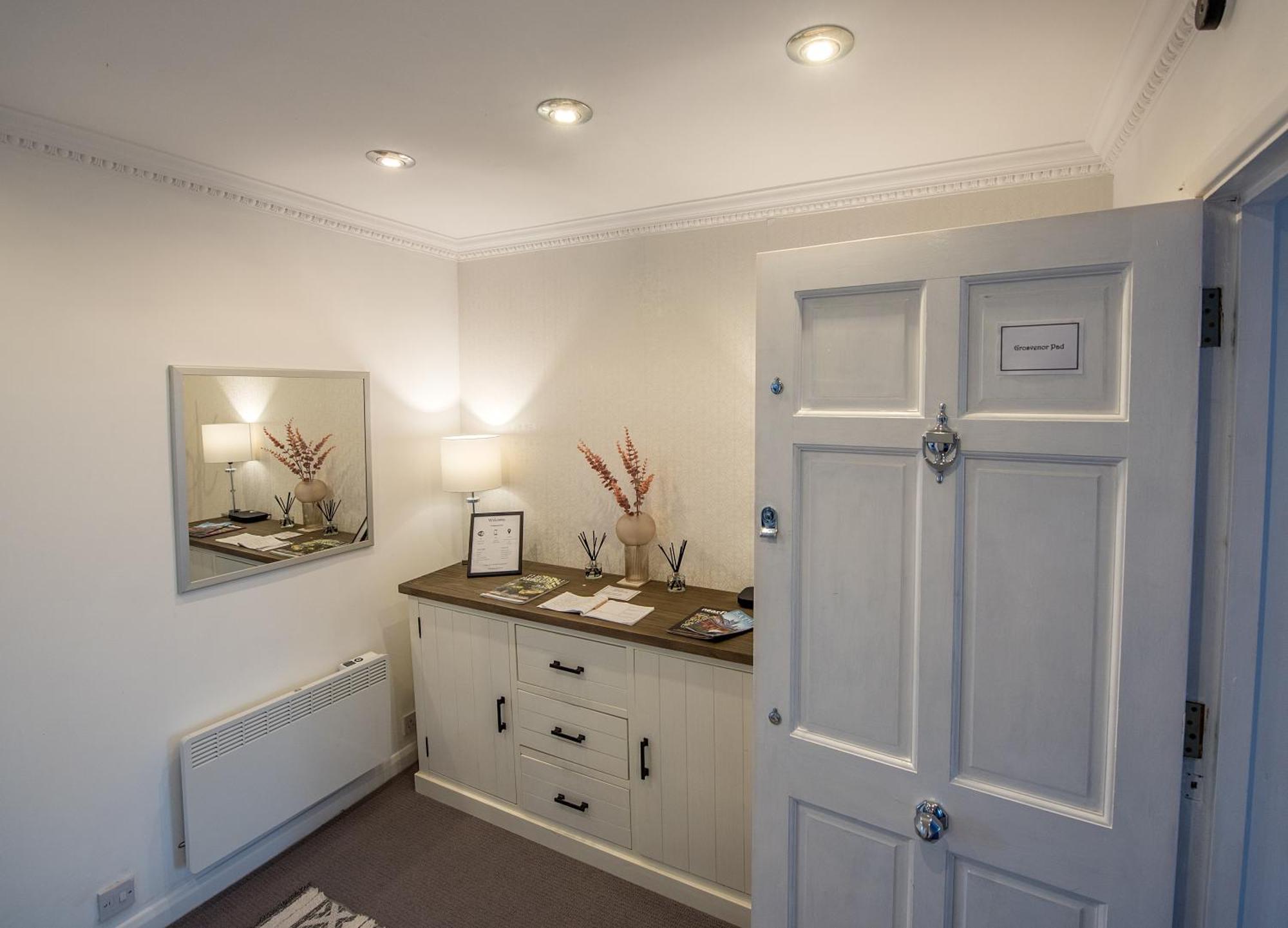 Grosvenor Pad - Lovely 2-Bed Flat - Free On Street Parking 巴斯 外观 照片